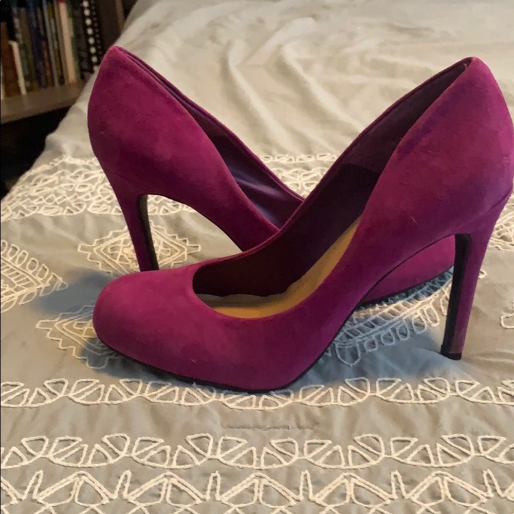 Jessica Simpson high heels